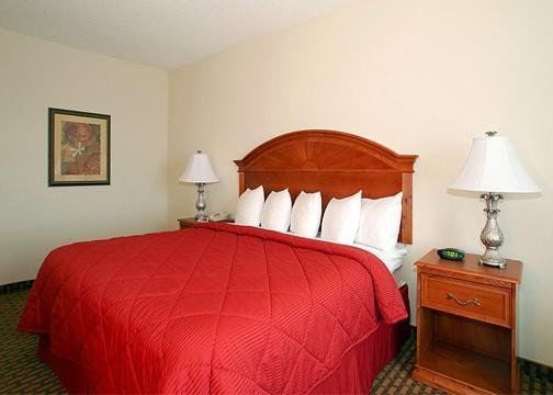 Hotel Quality & Oklahoma City North 2*